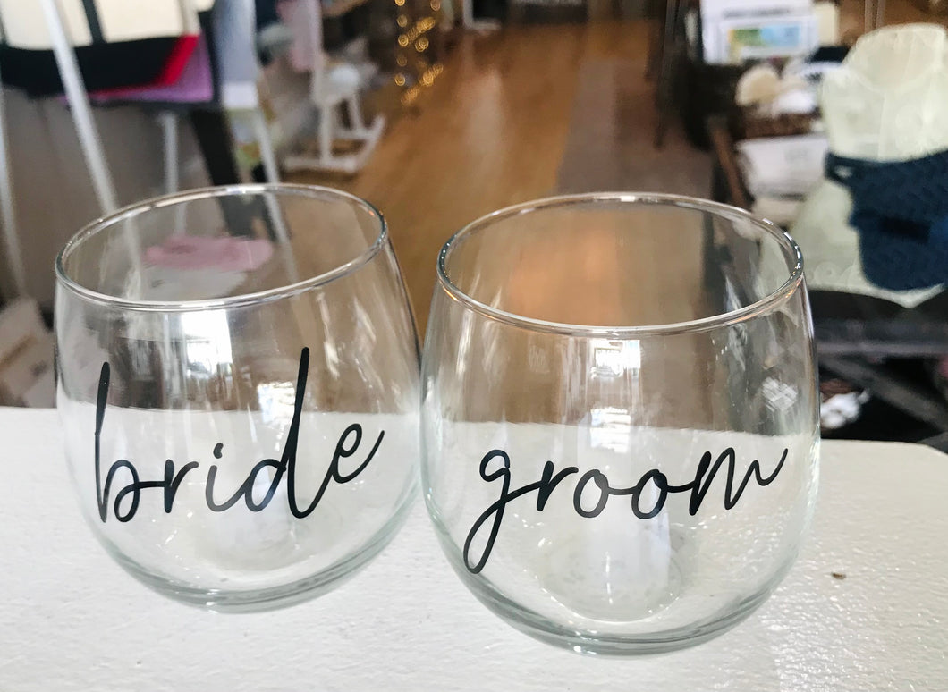 Bride and Groom Glasses